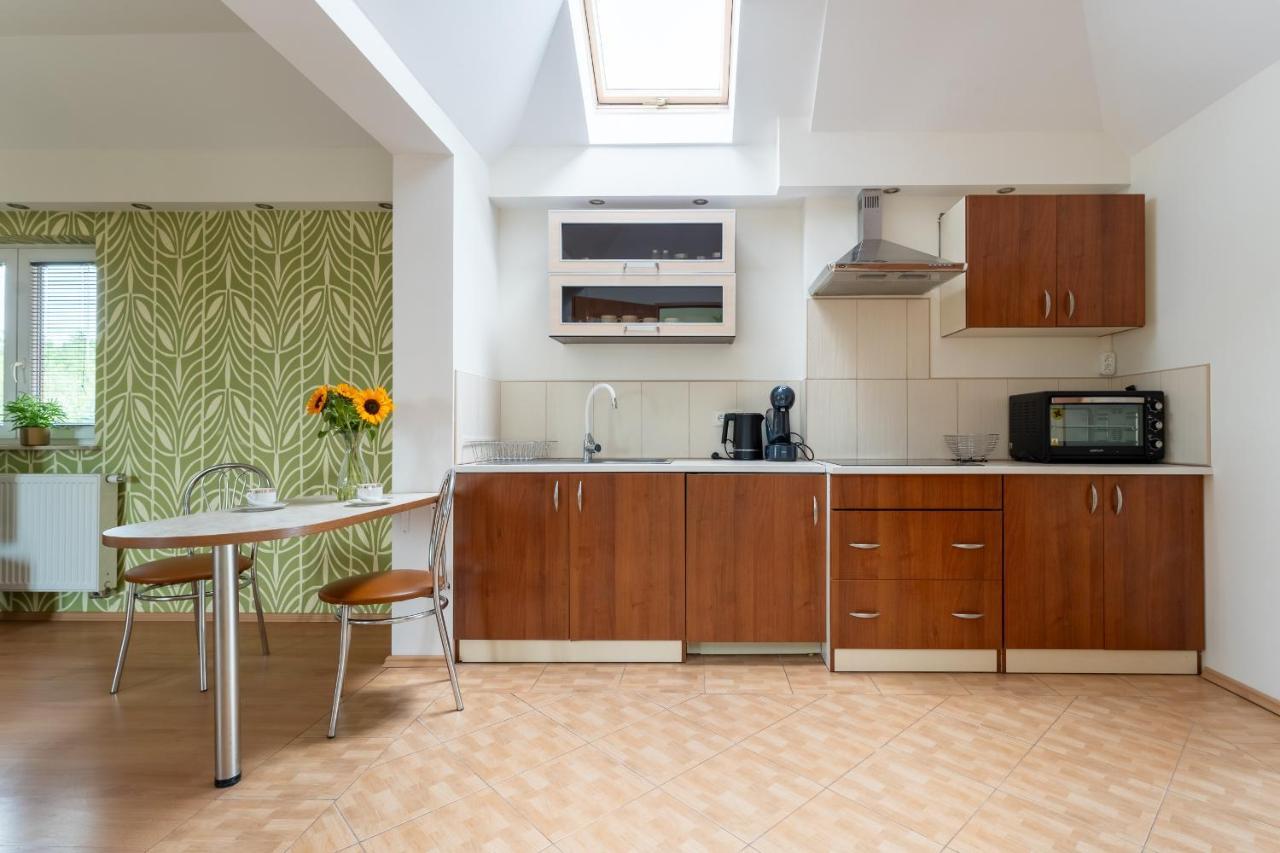 Apartament Green Hill Z Balkonem I Widokiem Na Karkonosze - Space Apart Jelenia Gora Bagian luar foto