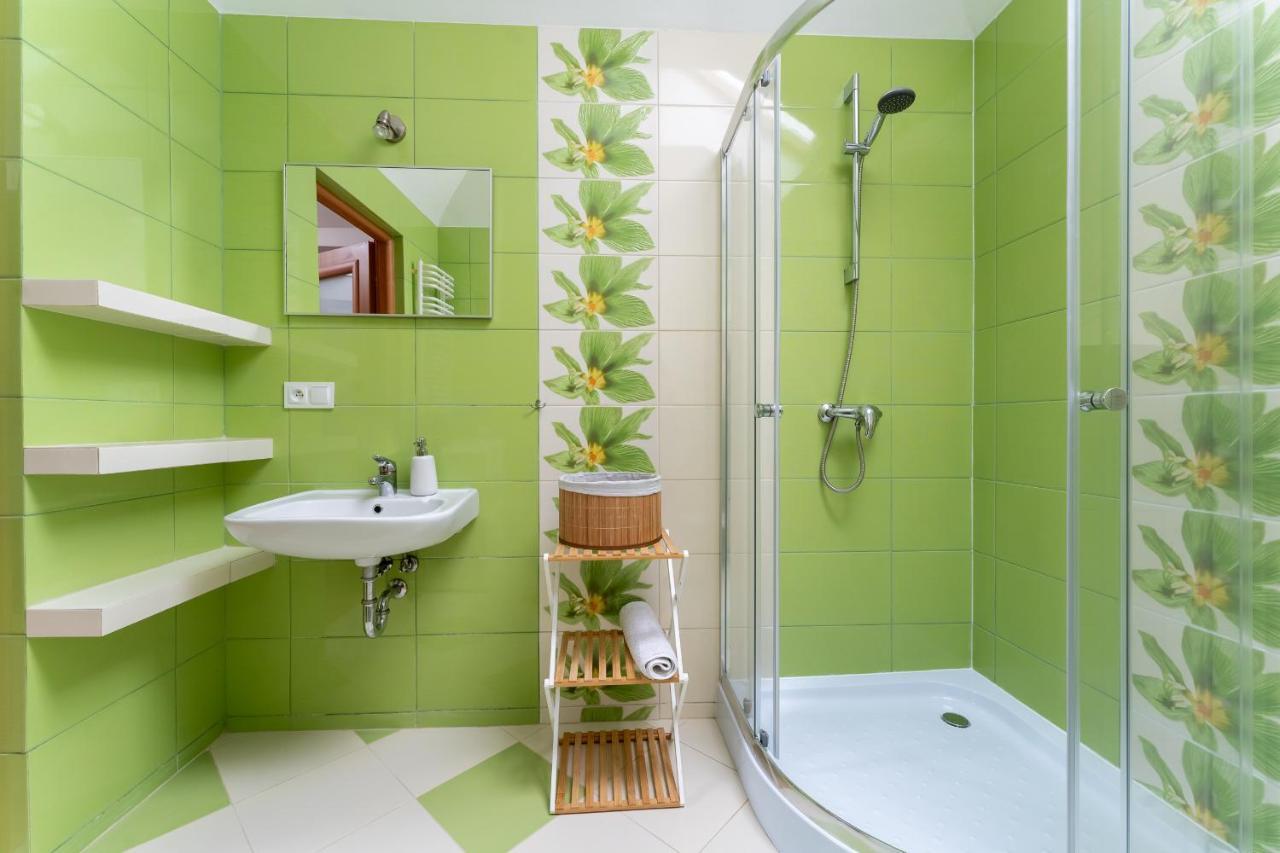 Apartament Green Hill Z Balkonem I Widokiem Na Karkonosze - Space Apart Jelenia Gora Bagian luar foto